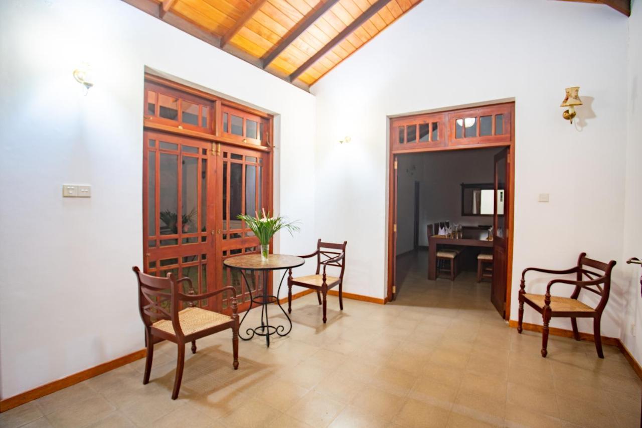 The Kandyan Villa Extérieur photo